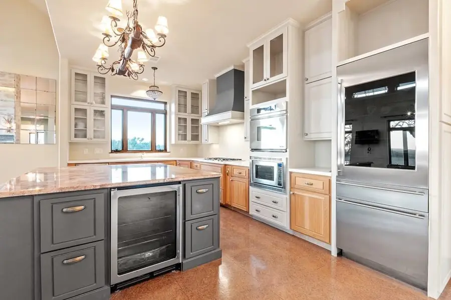 101 Zufrieden Berg Way, Fredericksburg, TX 78624 - Image #2