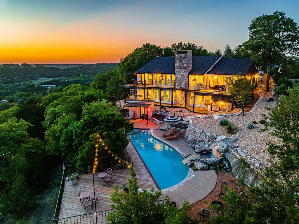 2105 Bluff Ridge Dr, Kerrville, TX 78028 - Image #1