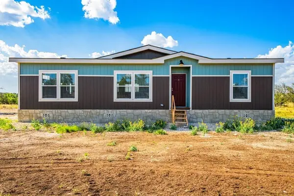 375 SW Nott Branch Rd, Harper, TX 78631