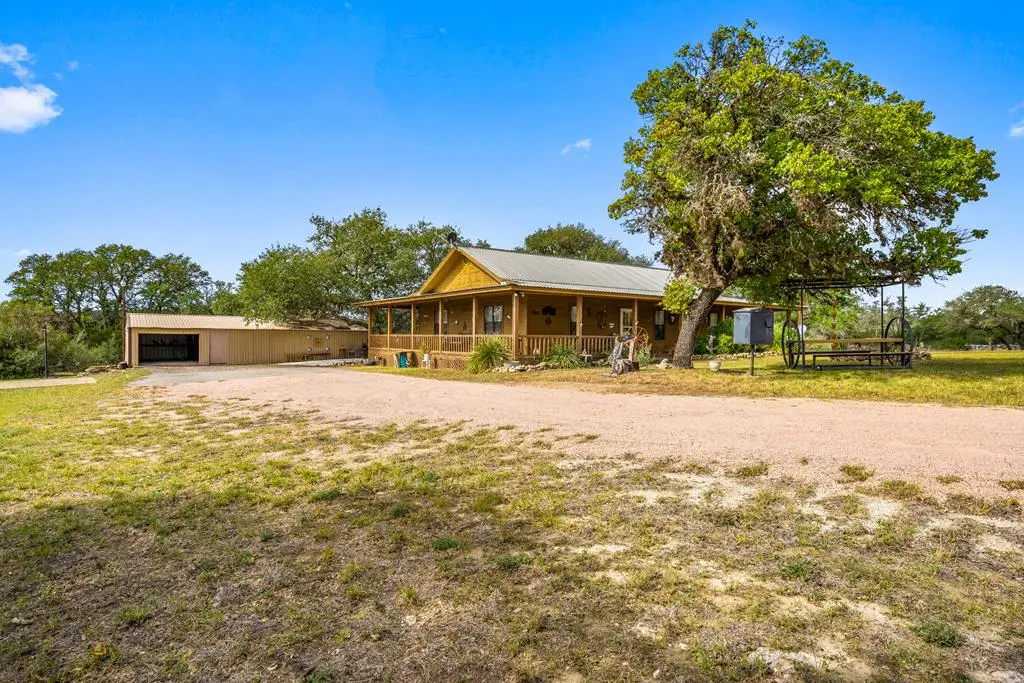 100 Theriot Trl County Rd 301, Johnson City, TX 78636 - Image #1