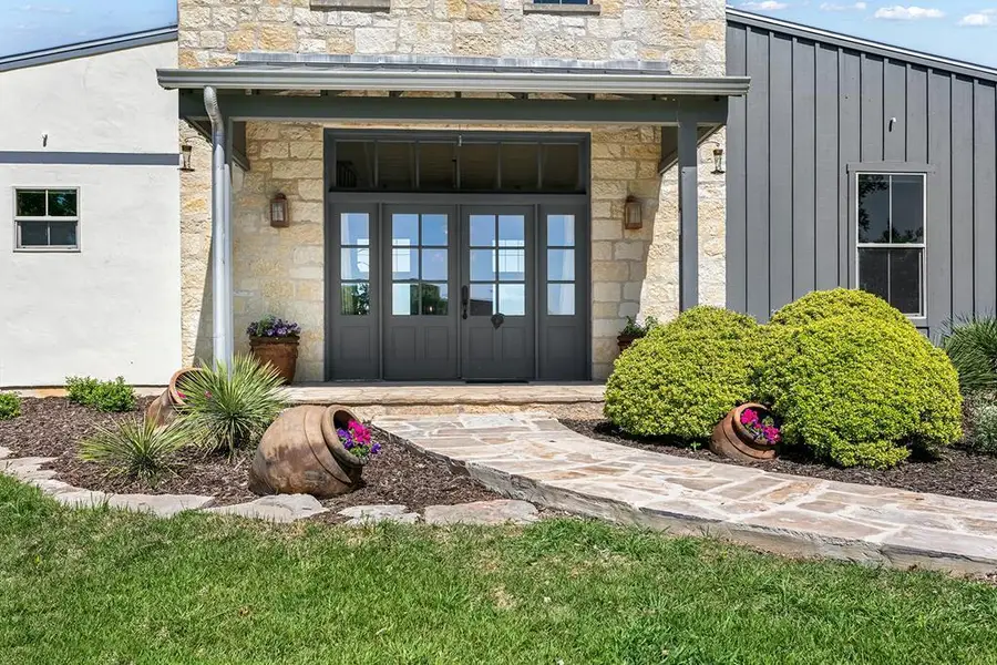 102 Scenic Outlook Trail, Fredericksburg, TX 78624 - #2