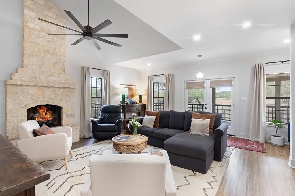 664 Dietrich Rd, Fredericksburg, TX 78624 - Image #1