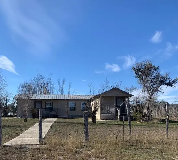 2328 Dinosaur Ranch Rd, Harper, TX 78631