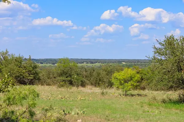 6102 Starks Rd, Mason, TX 76856