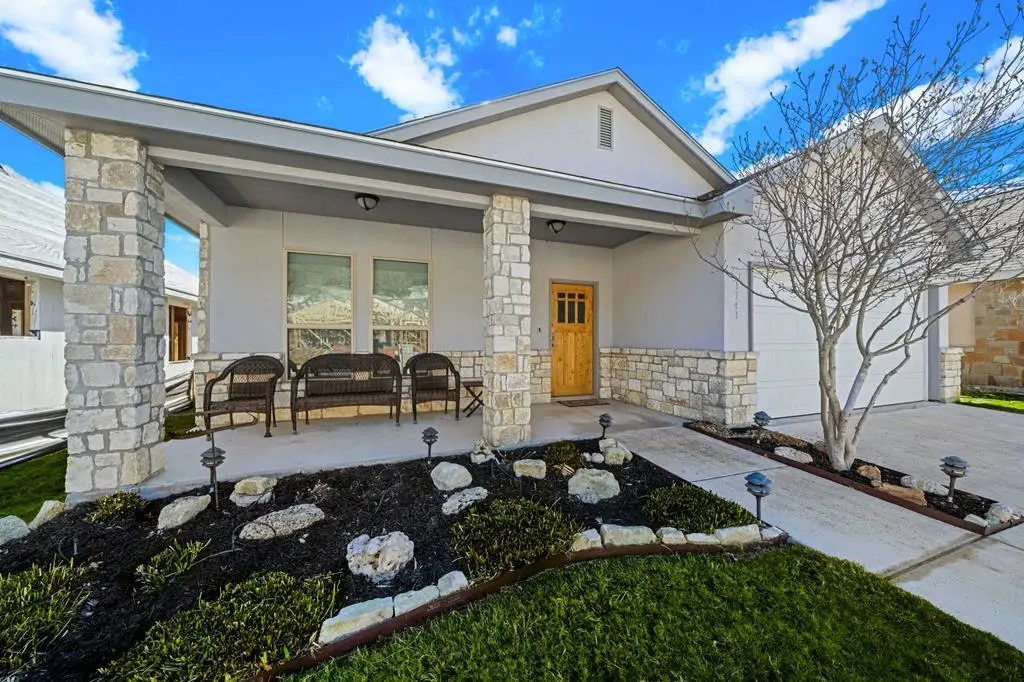 1141 Norfolk Lane, Kerrville, TX 78028 - Image #1