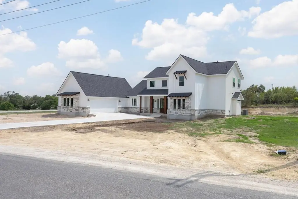 346 N John Price, Blanco, TX 78606 - #1