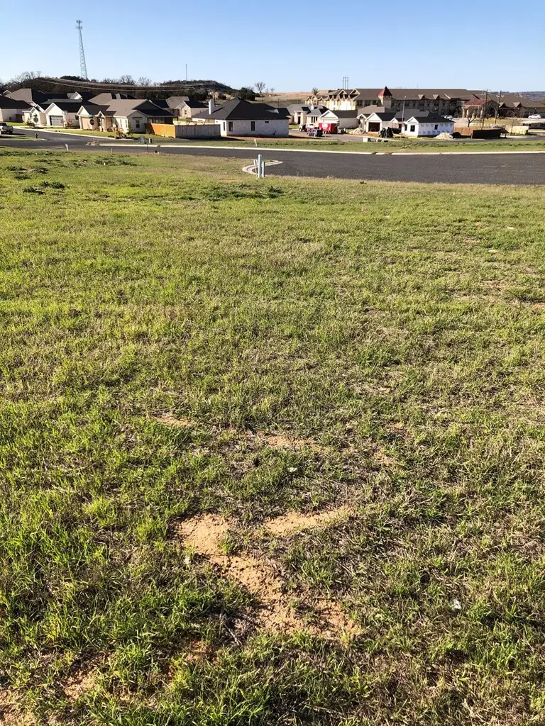 605 Taylor Ct, Fredericksburg, TX 78624 - Image #2