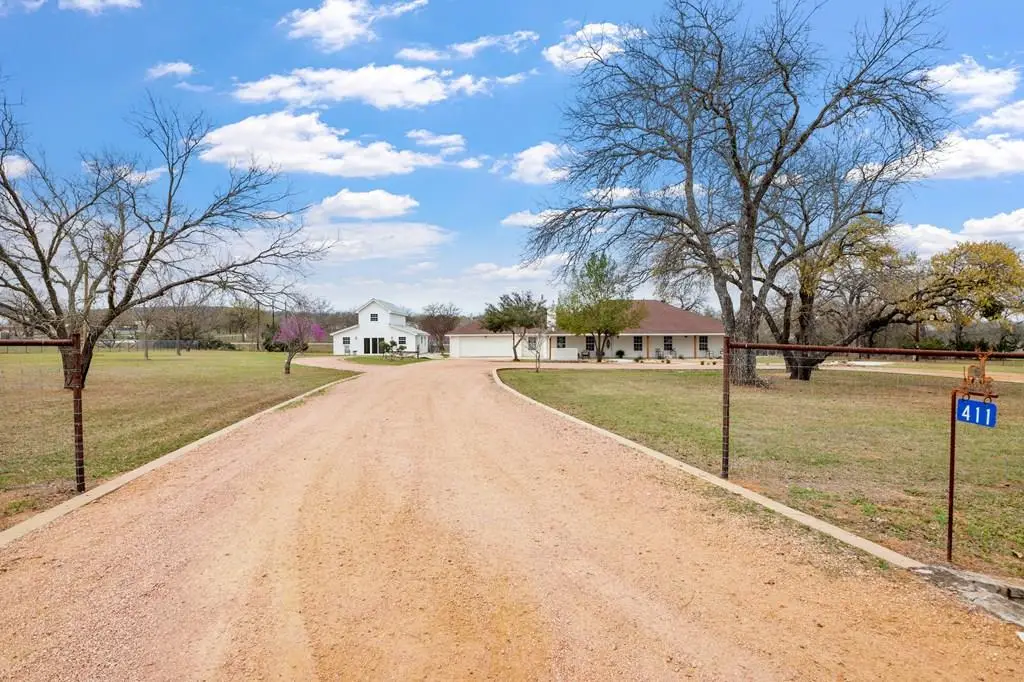 411 Emerald Loop, Fredericksburg, TX 78624 - #1