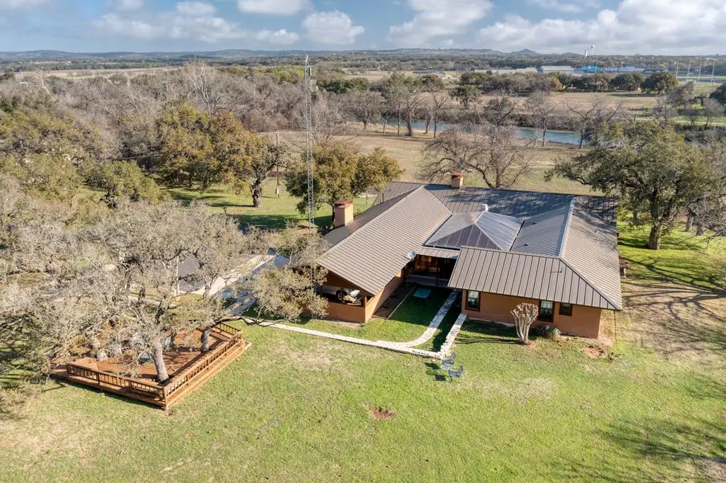 610 SW Kendalia Rd, Blanco, TX 78606 - Image #1