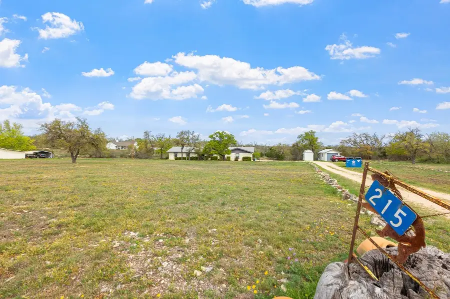 215 Charolet Ave, Harper, TX 78631 - Image #3