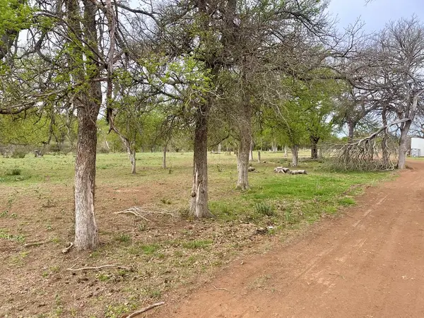 476 Avenue F, Mason, TX 76856