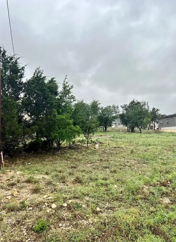 130 S Brianna Circle, Johnson City, TX 78636