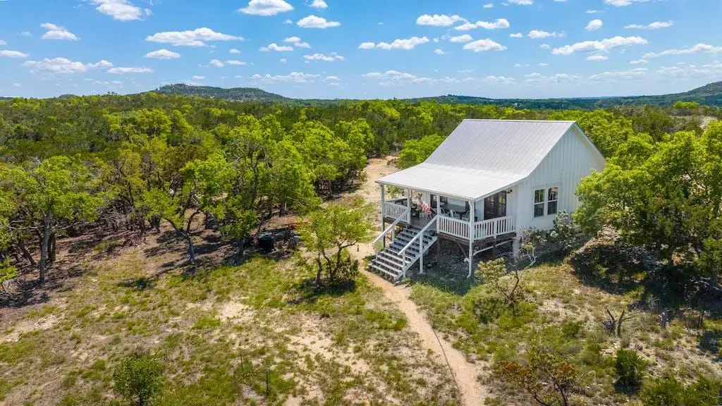 421 White Ranch Rd, Blanco, TX 78606 - #1