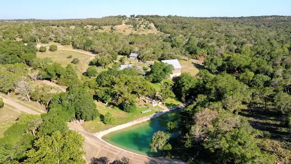 187 S First Draw Trail, Hunt, TX 78024