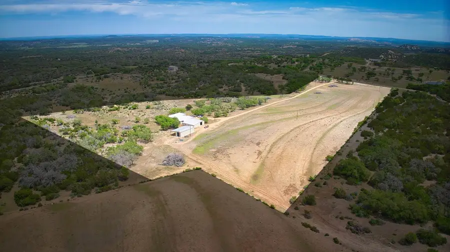 1941 Keese-sagebiel Rd, Fredericksburg, TX 78624 - Image #3