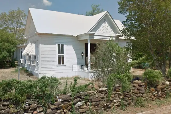 624 E Lee St, Mason, TX 76856