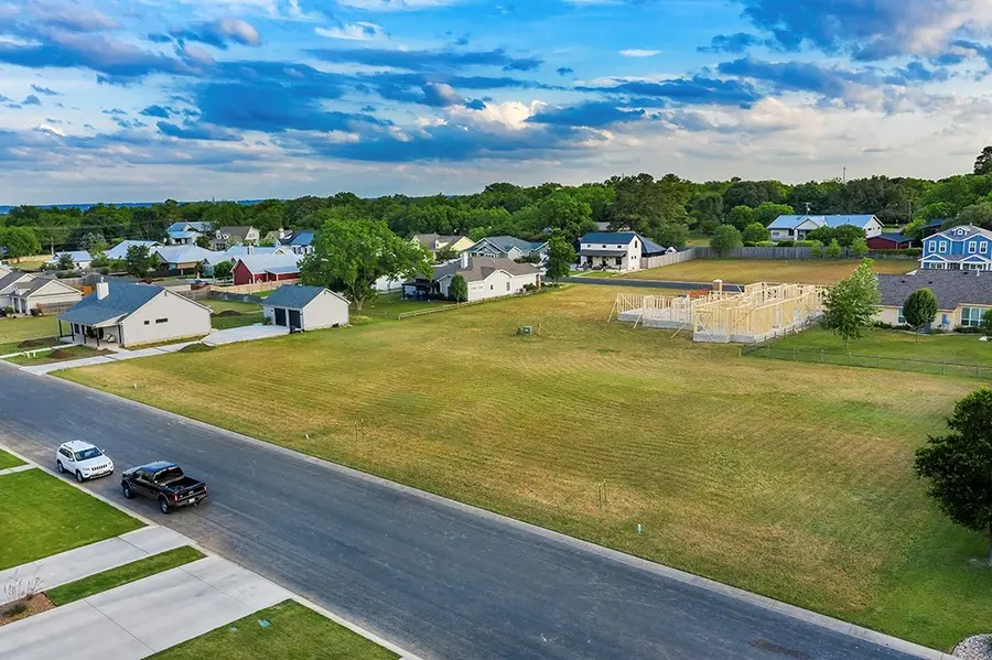 917 NW Laurel Ln, Fredericksburg, TX 78624 - #3