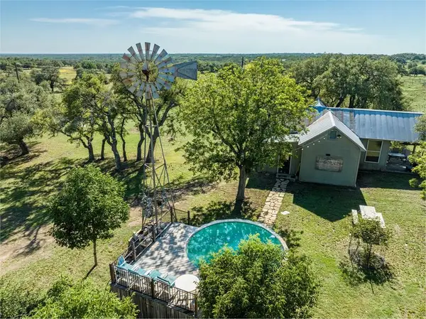 335 Lower Reservation Rd, Harper, TX 78631