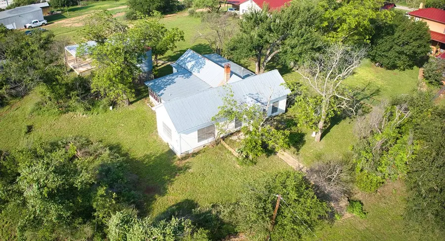 111 Orange St, Mason, TX 76856 - Image #3
