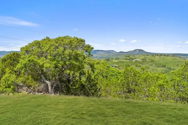 1336 Bonita Dr, Blanco, TX 78606