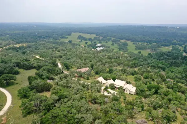 1375 Bridlewood Ranches Dr, San Marcos, TX 78666