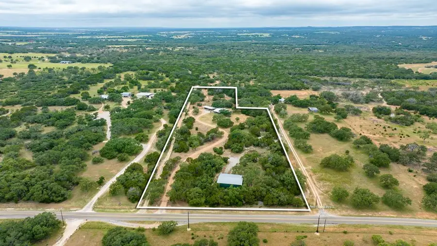 713 Ranch Rd 1320, Johnson City, TX 78636 - Image #2