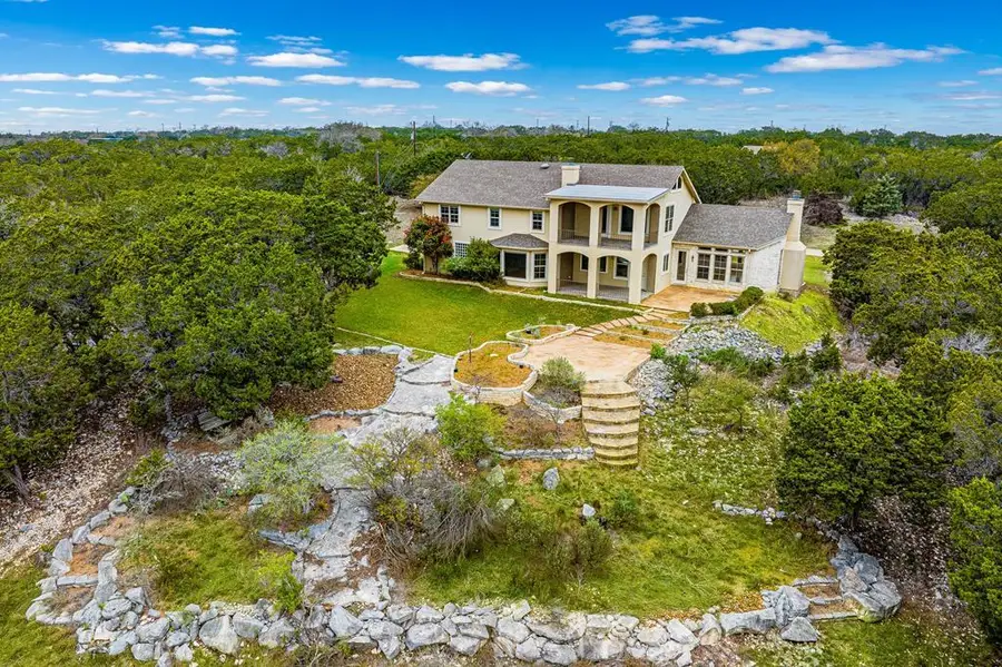 1017 High Pointe Dr, Kerrville, TX 78028 - Image #2