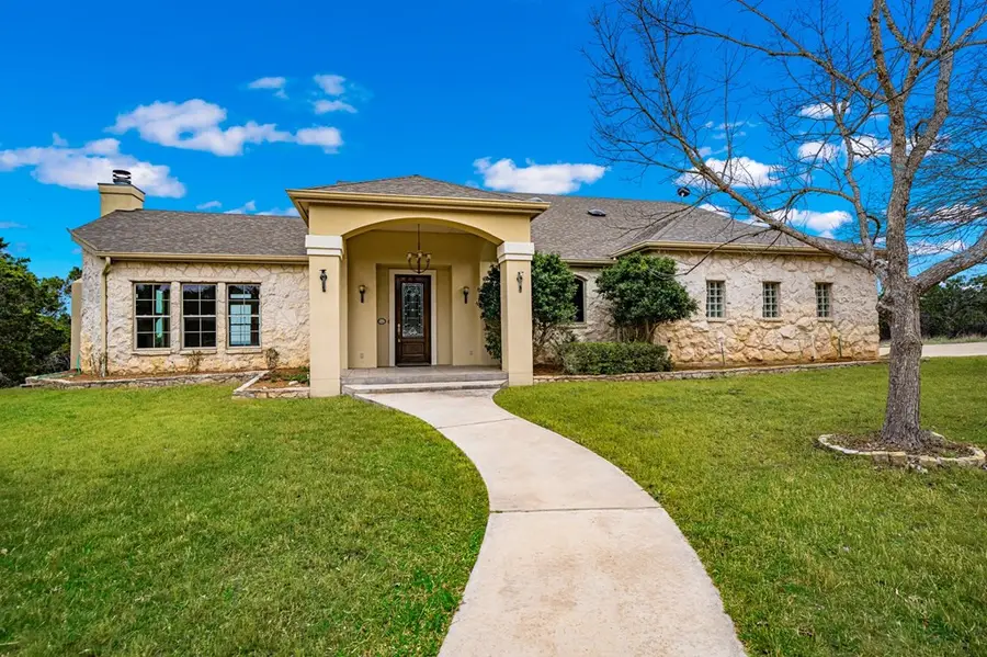 1017 High Pointe Dr, Kerrville, TX 78028 - Image #3