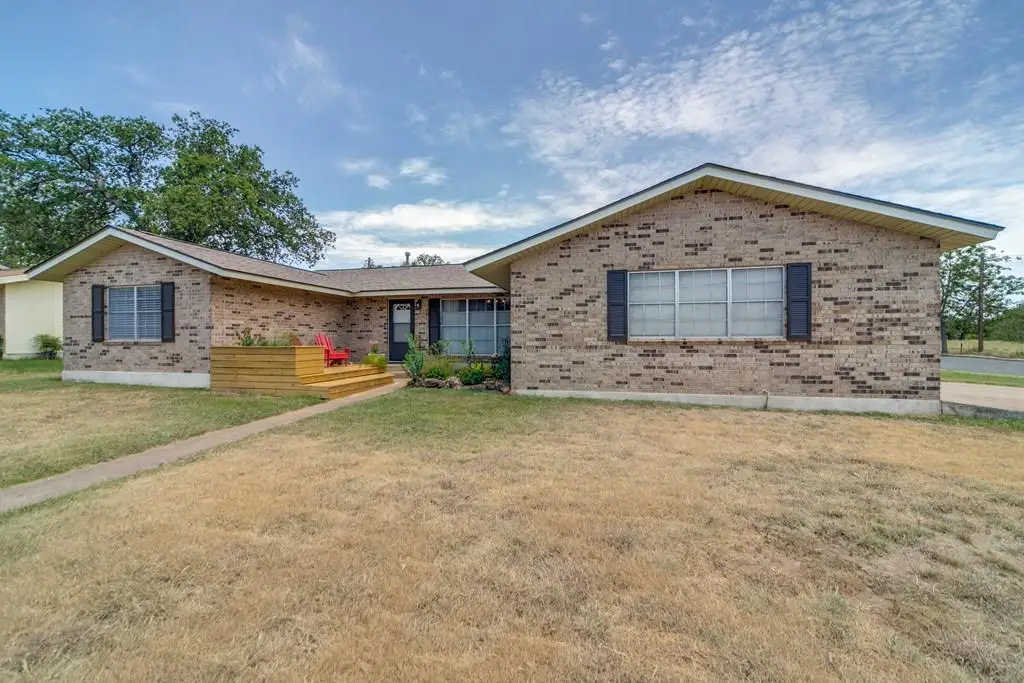 216 Forest Trail Dr, Fredericksburg, TX 78624 - #1