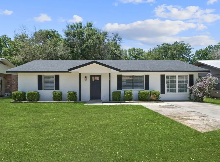 121 Ace Ranch Rd, Kerrville, TX 78028 - Image #2