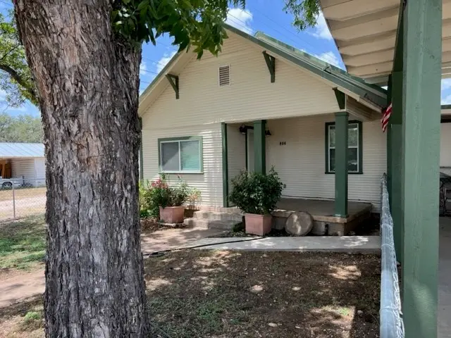 806 W 6th Street, Brady, TX 76825 - Image #2