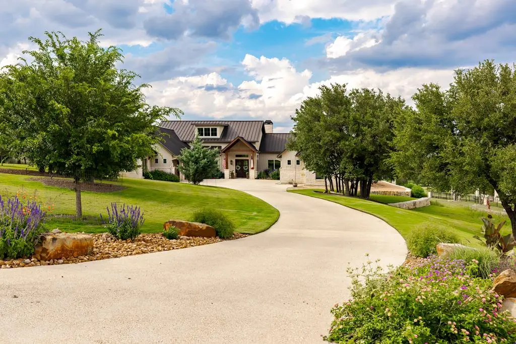 3440 Comanche Trace Dr., Kerrville, TX 78028 - Image #1