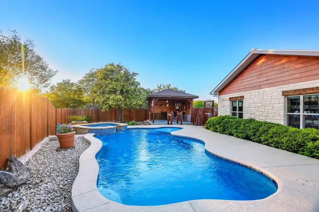 158 E Center Point Dr, Center Point, TX 78010 - Image #1