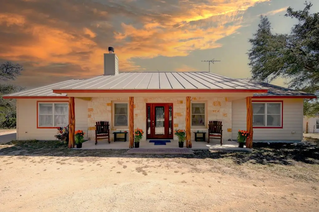 1129 Lonesome Loop, Blanco, TX 78606 - Image #1