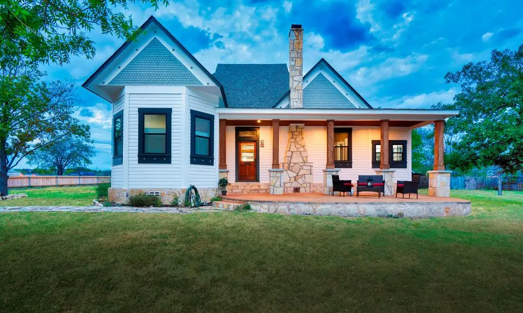 1740 Goat Creek Rd, Kerrville, TX 78028 - Image #1