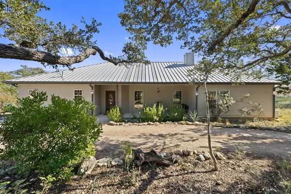 320 Manana, Blanco, TX 78606