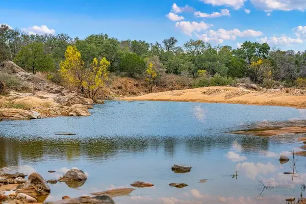 4230 N County Rd 413, Llano, TX 78643