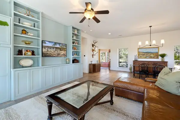 320 Manana, Blanco, TX 78606