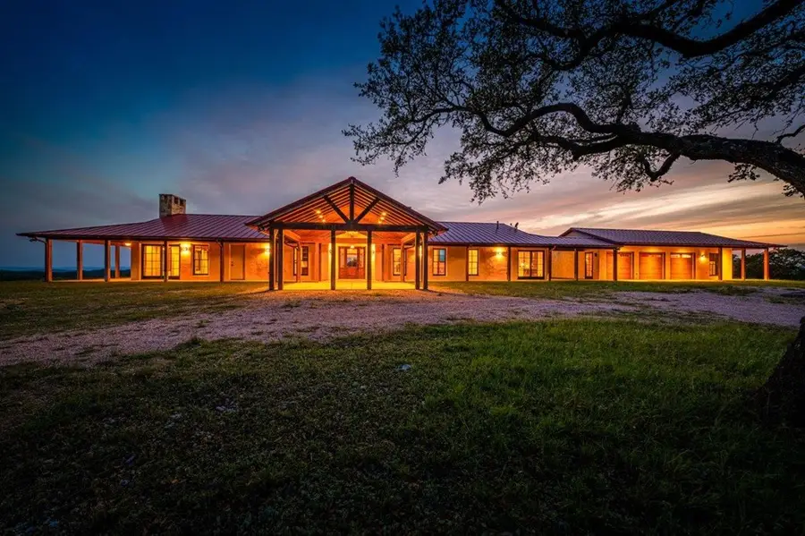 24600 N State Hwy 16, Kerrville, TX 78028 - Image #2