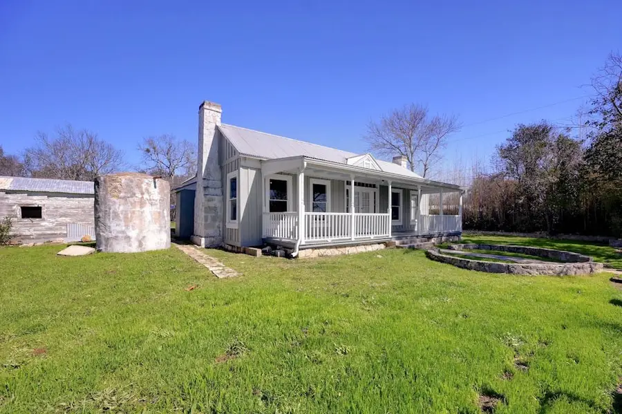 802 9th Street, Blanco, TX 78606 - Image #3