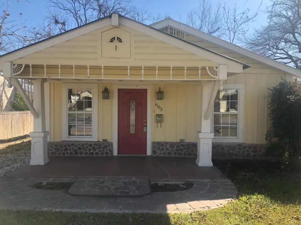 603 N Llano St, Fredericksburg, TX 78624 - #1