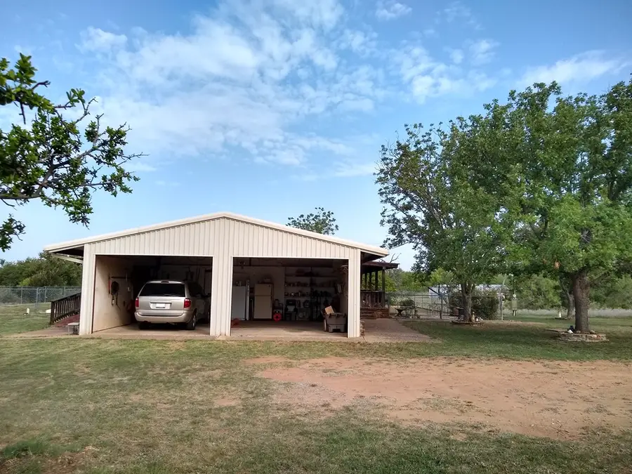 520 N County Rd 520, Llano, TX 78643 - Image #3