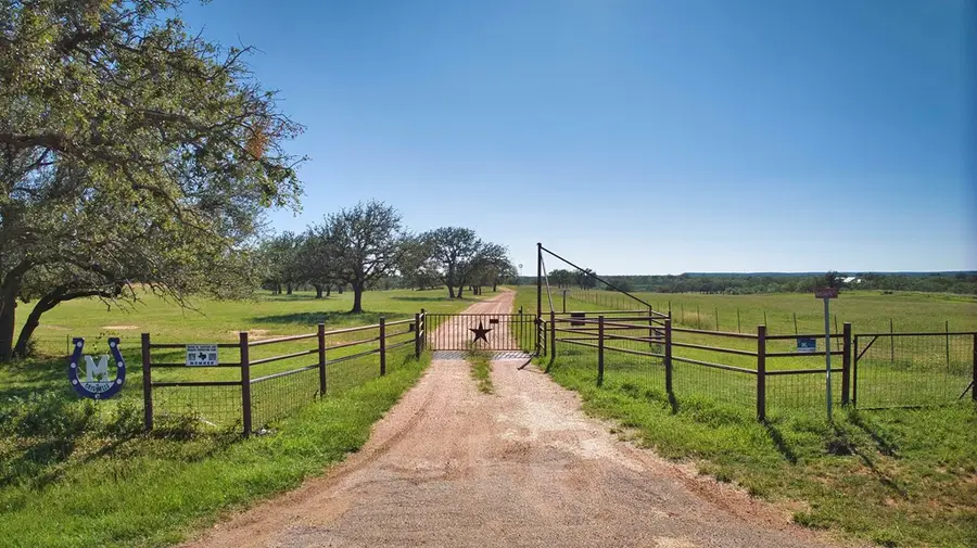 138 Bump Gate Rd, Mason, TX 76856 - Image #2