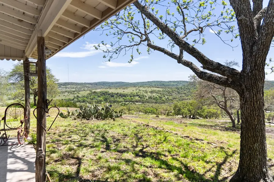 3680-1 Schumann Rd, Fredericksburg, TX 78624 - #2