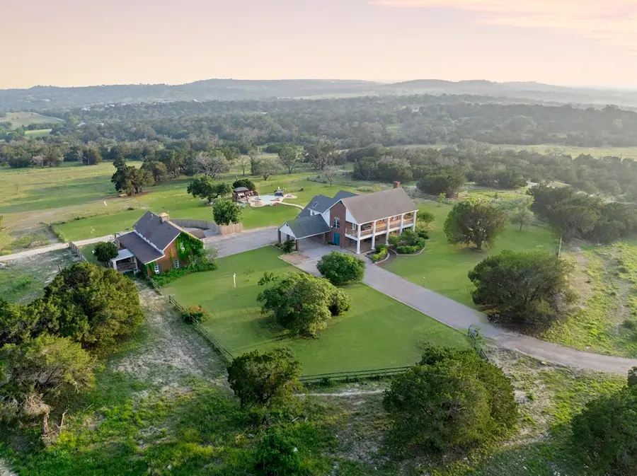 1142 Rocky Hill Lane, Fredericksburg, TX 78624 - Image #3