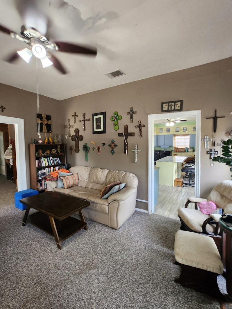 814 Hackberry, Junction, TX 76849 - Image #3