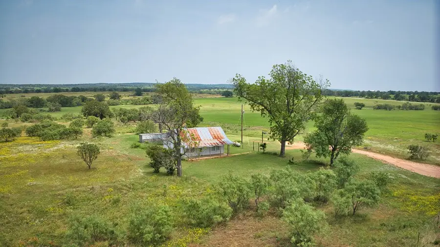 12497 Ranch Rd 386, Fredonia, TX 76842 - Image #2