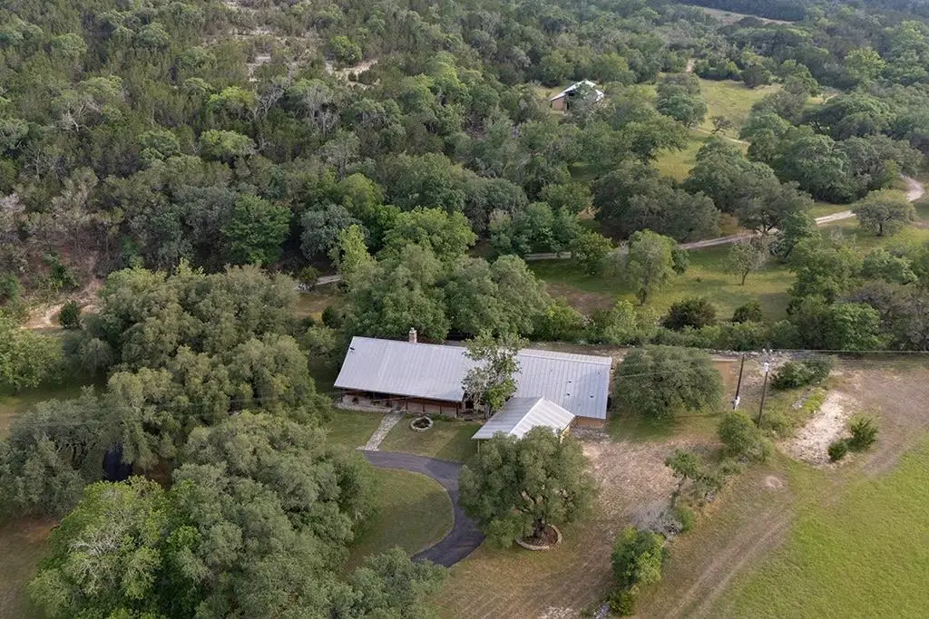 335 Upper Cibolo Creek Rd, Boerne, TX 78006 - #1