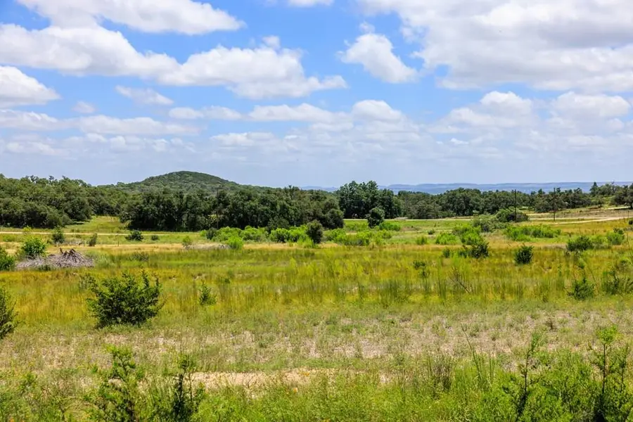 10304 Ranch Rd 2721, Fredericksburg, TX 75093 - Image #2