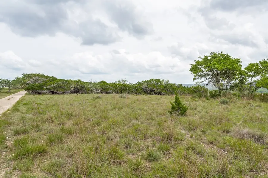 10205 #3 Johns Rd, Boerne, TX 78006 - Image #3